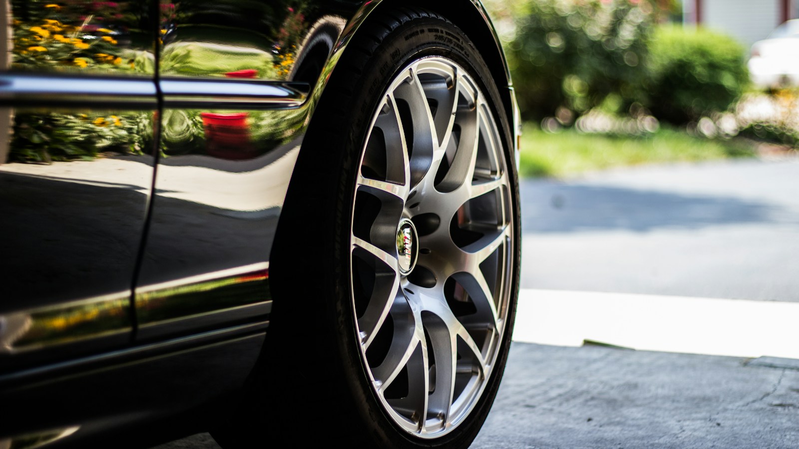 Ceramic Wheel Coating Benefits: Repelling Brake Dust