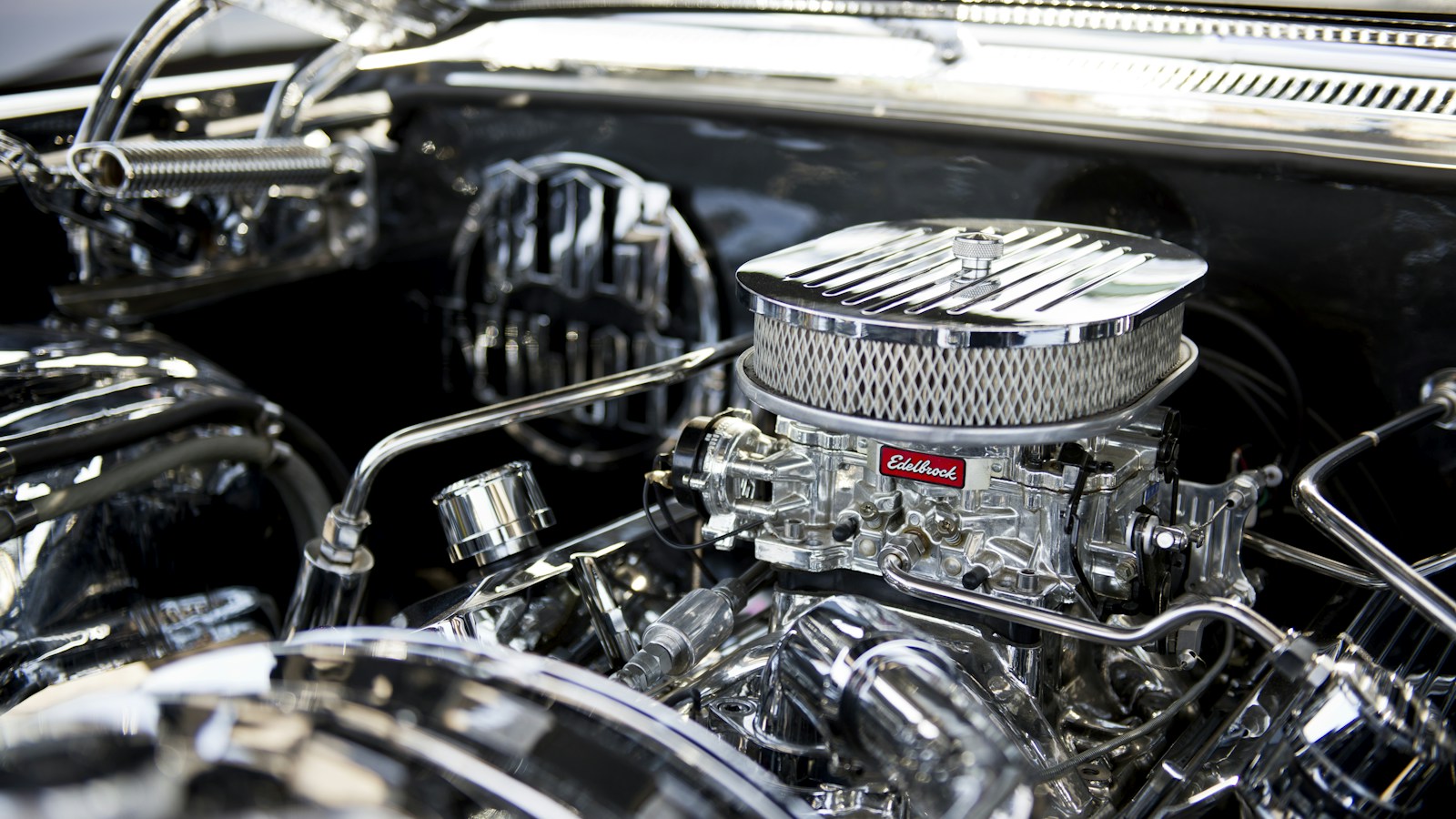 Engine Bay Detailing Before Car Sale: Top Tips