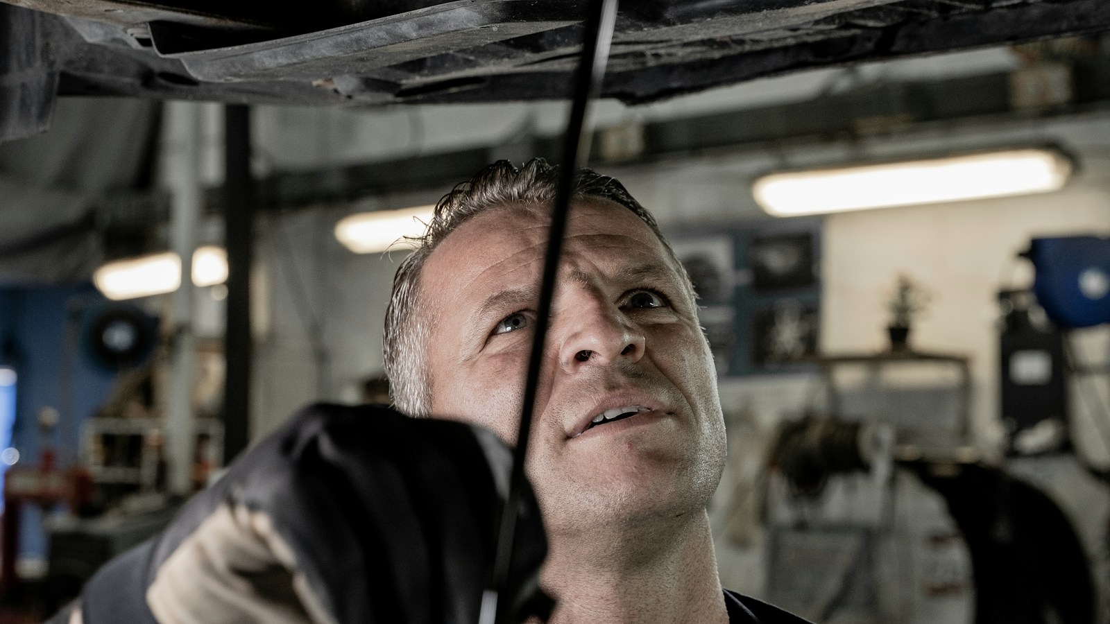 Pre-Purchase Car Detailing Inspection: Spot Paint Repairs