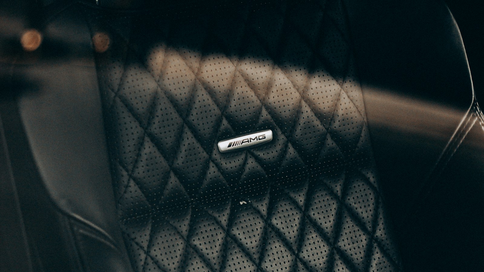 Car Carpet Milk Spill Steam Cleaning: Eliminating Odours